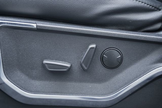 Used 2023 Ford F150 Lariat w/ FX4 Off-Road Package AWD/4WD image 43