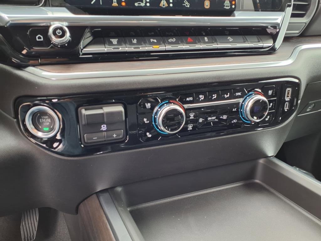 New 2025 GMC Sierra 2500 SLT w/ SLT Premium Package image 13