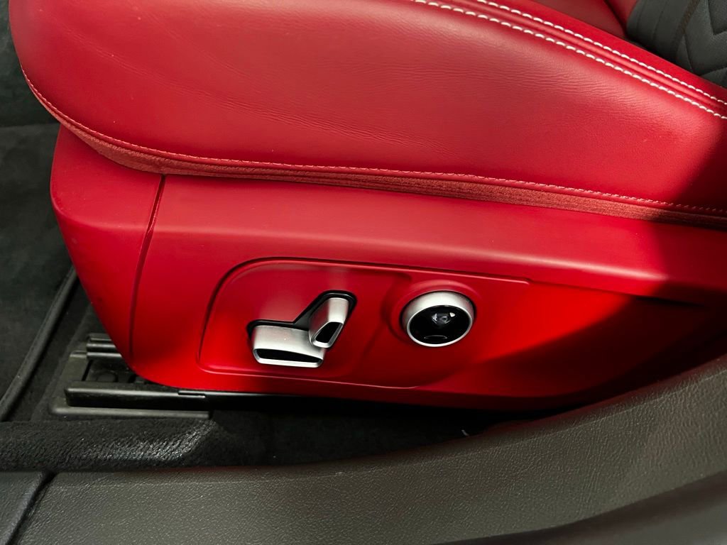 Used 2021 Maserati Ghibli S GranLusso image 31