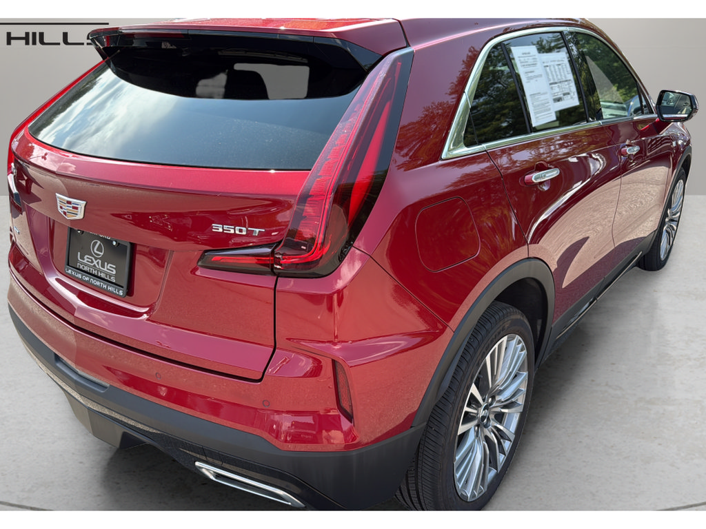 Used 2024 Cadillac XT4 Premium Luxury w/ Active Safety Package AWD/4WD image 12