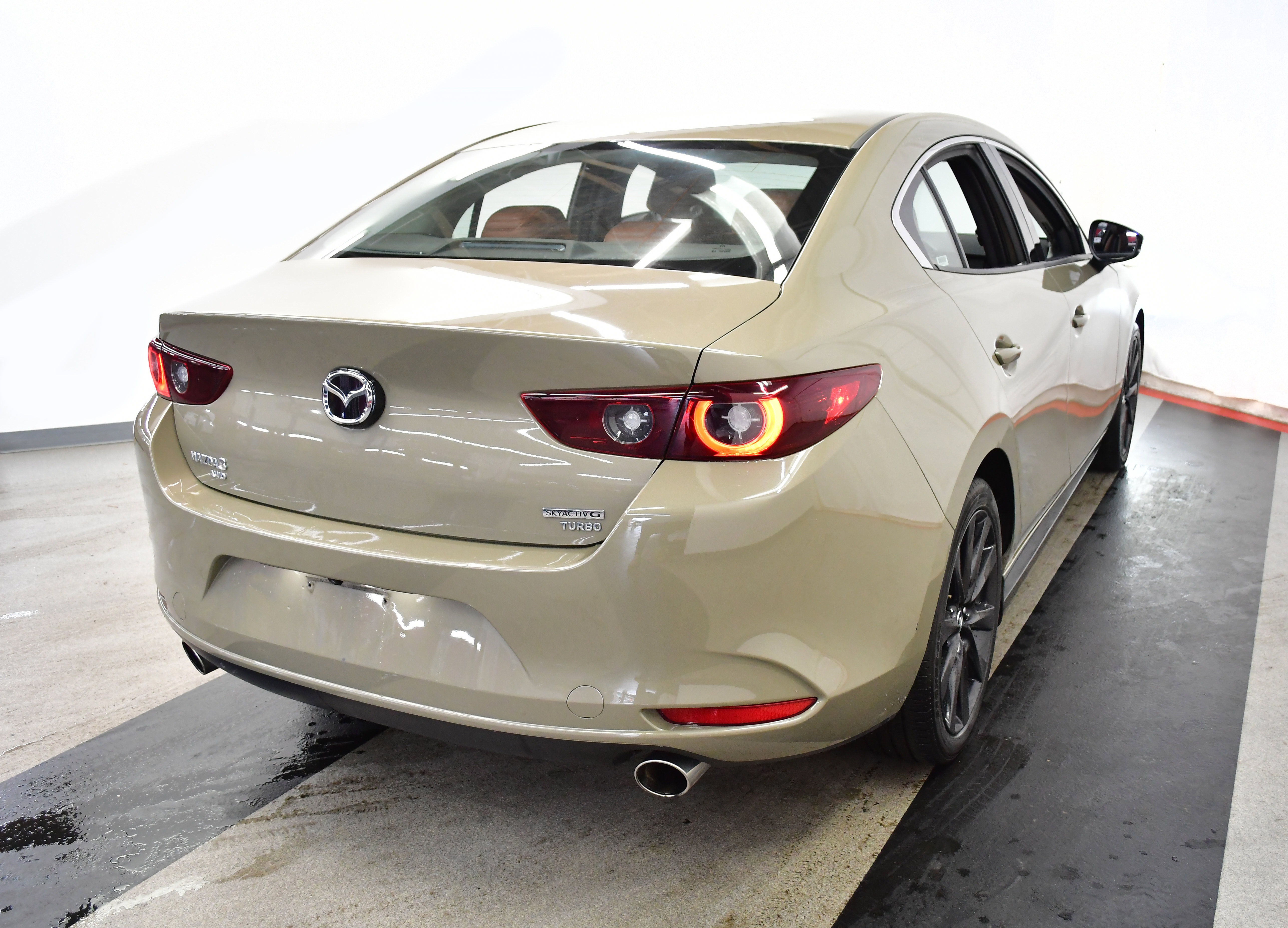 Used 2024 MAZDA MAZDA3 s image 14