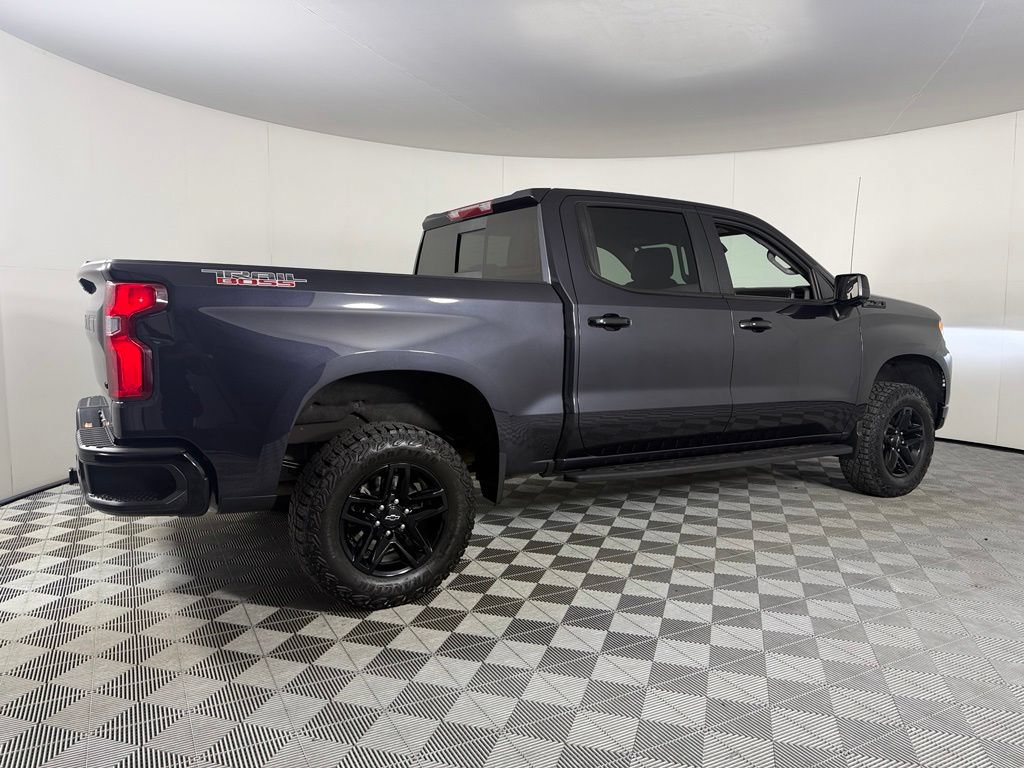 Used 2024 Chevrolet Silverado 1500 LT Trail Boss w/ Convenience Package II AWD/4WD image 8