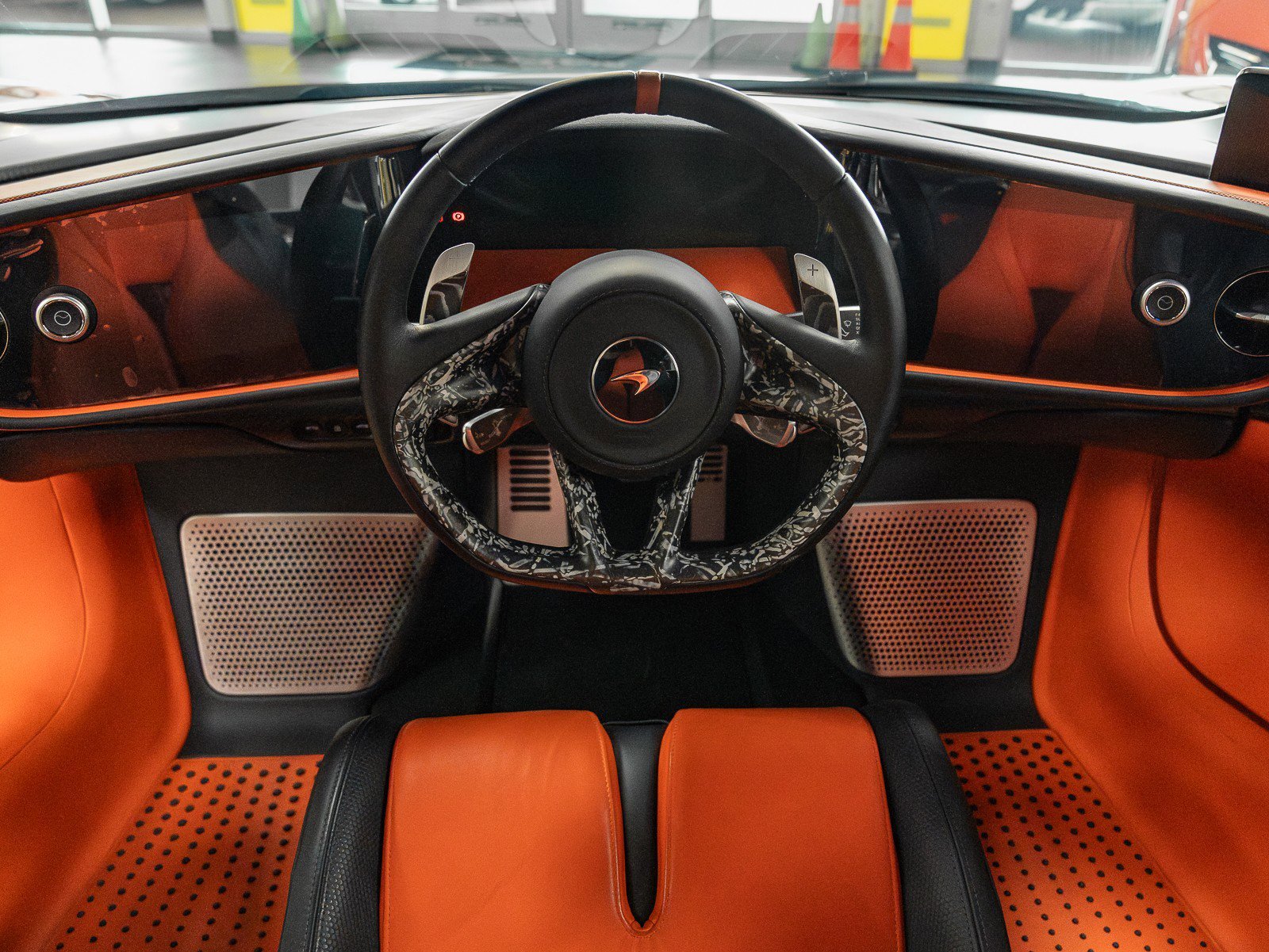 Used 2020 McLaren Speedtail image 32