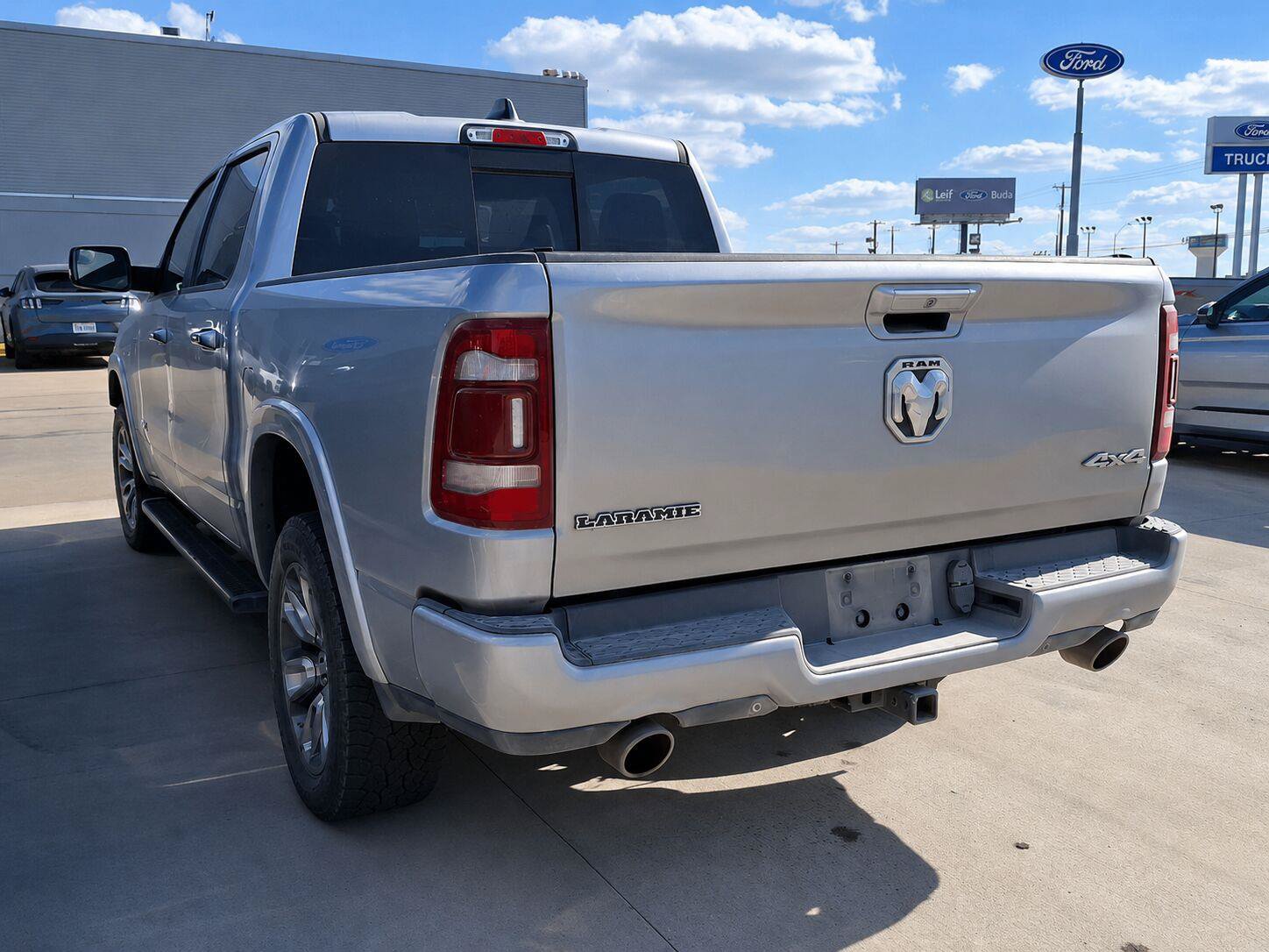 Used 2020 RAM 1500 Laramie w/ Sport Appearance Package AWD/4WD image 29