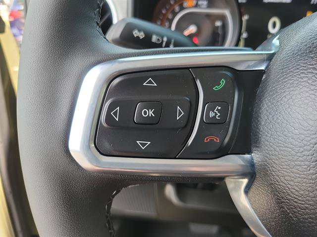 Used 2026 Jeep Wrangler Unlimited Sahara AWD/4WD image 17