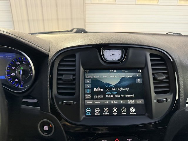 Used 2021 Chrysler 300 S image 25