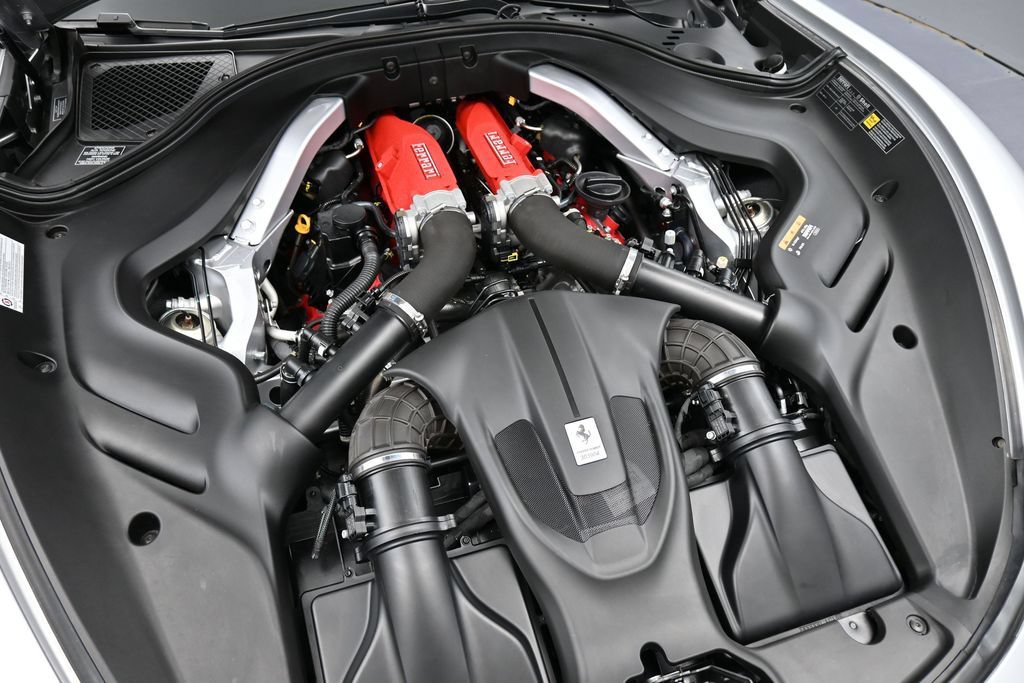 Used 2024 Ferrari Roma RWD image 30