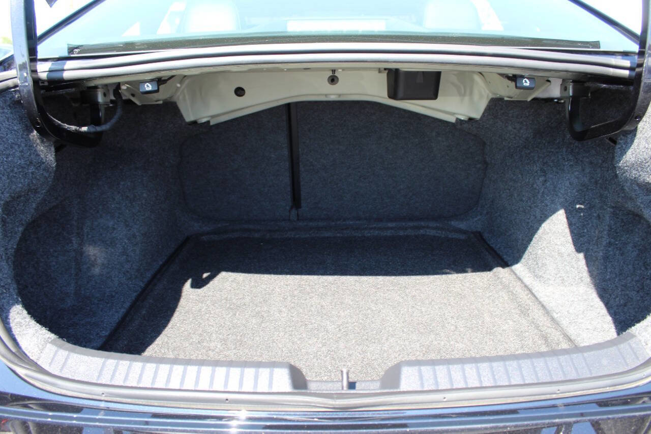 Used 2025 Volkswagen Jetta SE image 13