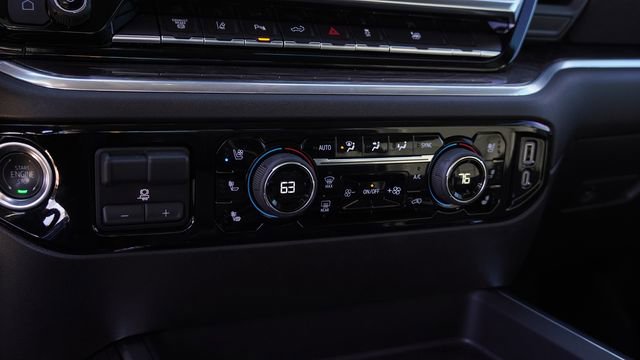 Used 2025 Chevrolet Silverado 3500 LTZ w/ LTZ Texas Edition image 25