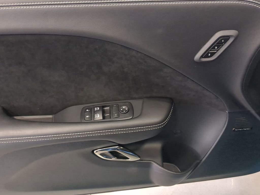 Used 2023 Dodge Challenger SRT Hellcat Redeye image 14