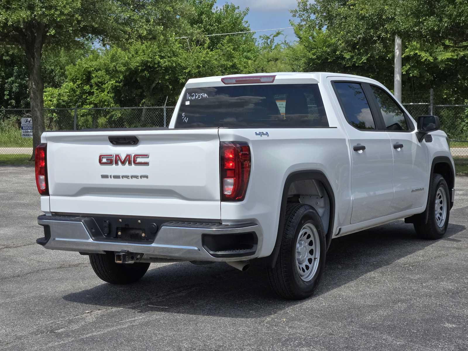 Used 2023 GMC Sierra 1500 Pro w/ Pro Value Package AWD/4WD image 7