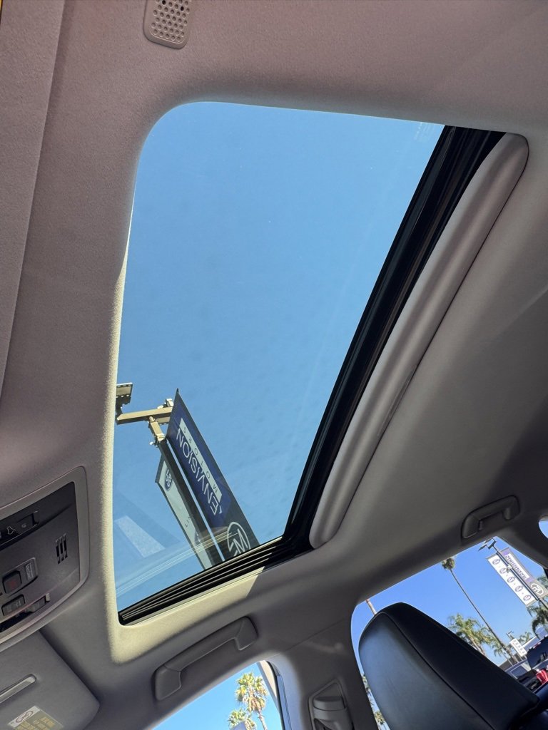 Used 2019 Lexus RX 450hL Premium image 20