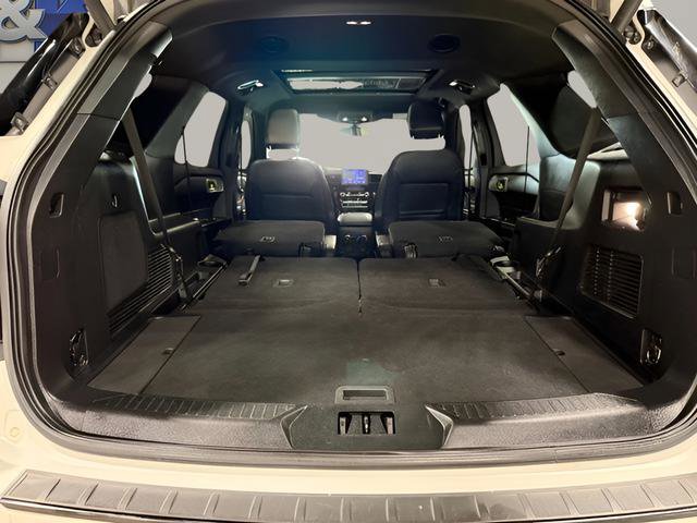 Used 2022 Ford Explorer ST-Line w/ Class IV Trailer Tow Package AWD/4WD image 15