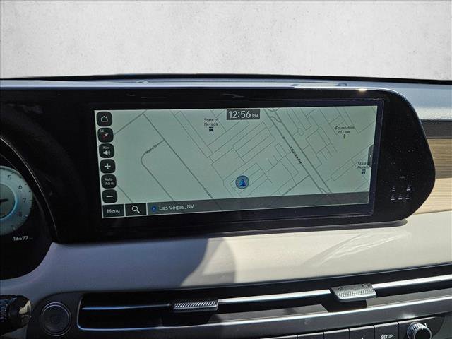 Used 2024 Hyundai Palisade Limited FWD image 12