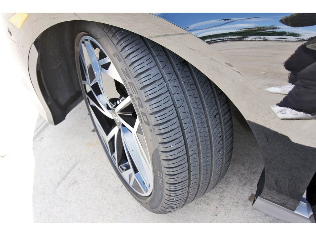 Used 2024 Hyundai Ioniq 6 Limited image 34