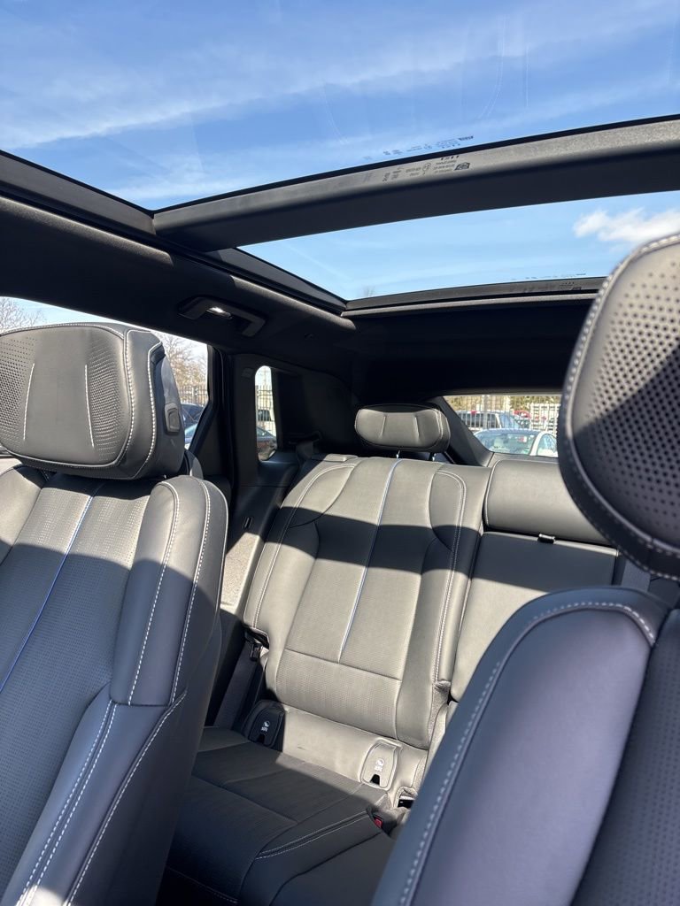 Used 2024 Cadillac Lyriq Luxury w/ LPO, Floor Liner Package image 9