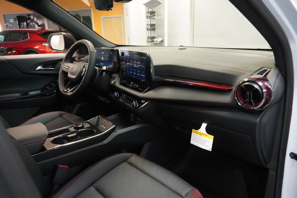 New 2027 Chevrolet Equinox RS w/ Safety and Technology Package AWD/4WD image 39