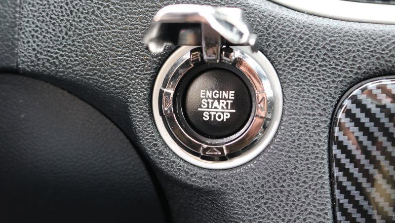 Used 2019 Dodge Charger Scat Pack w/ Navigation & Travel Group image 16