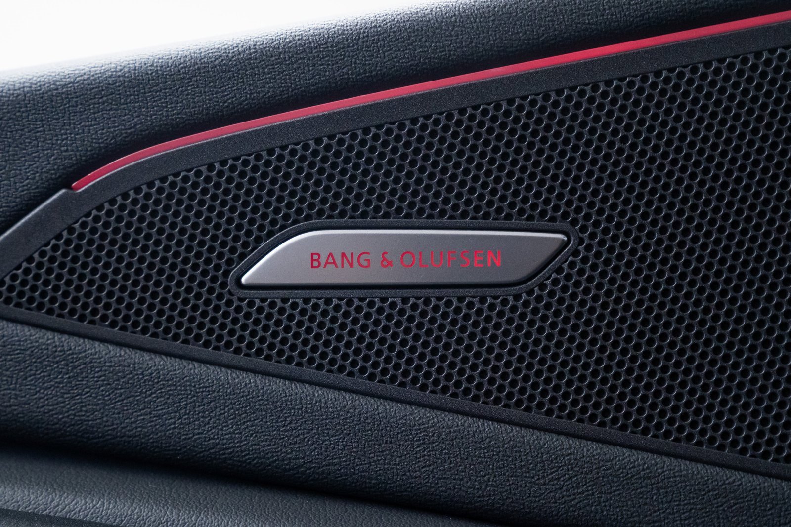 Used 2025 Audi Q6 e-tron Premium Plus w/ Premium Plus image 15