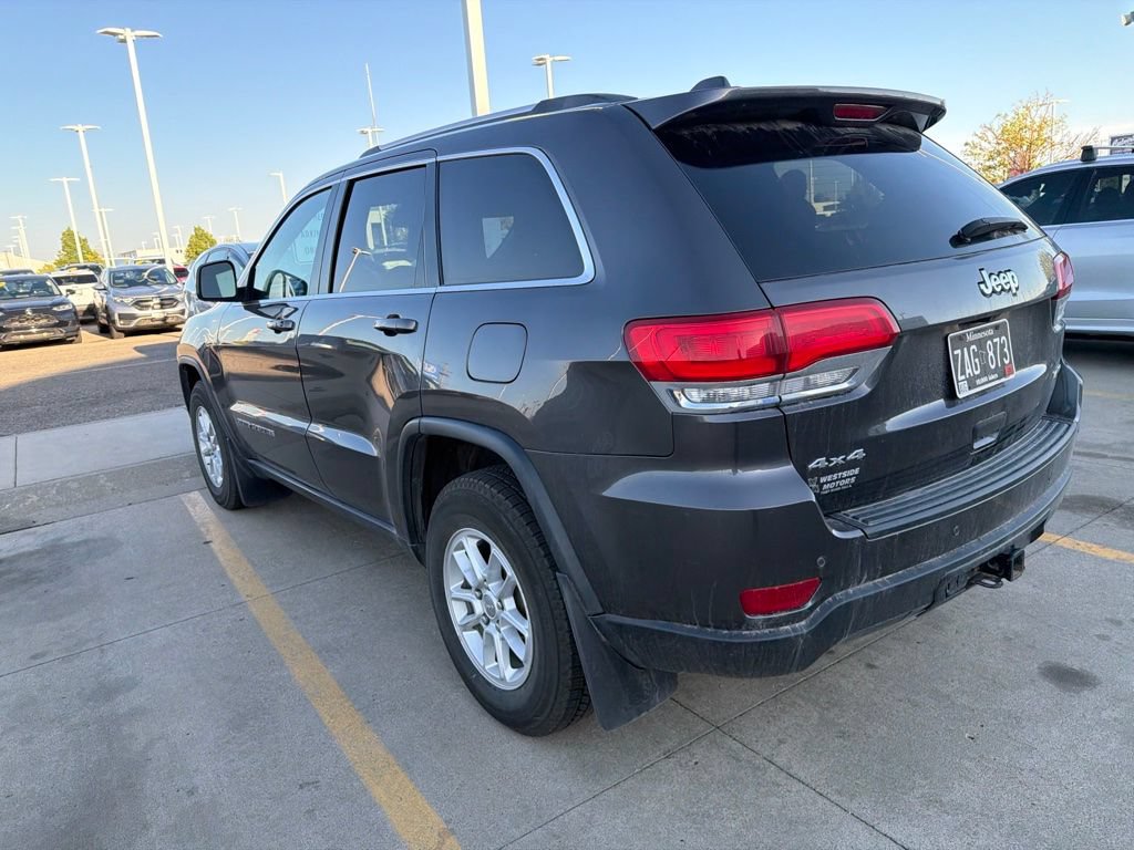 Used 2019 Jeep Grand Cherokee Laredo AWD/4WD image 6