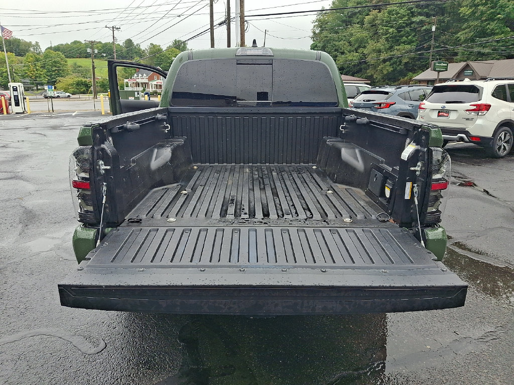 Used 2021 Toyota Tacoma TRD Sport AWD/4WD image 29