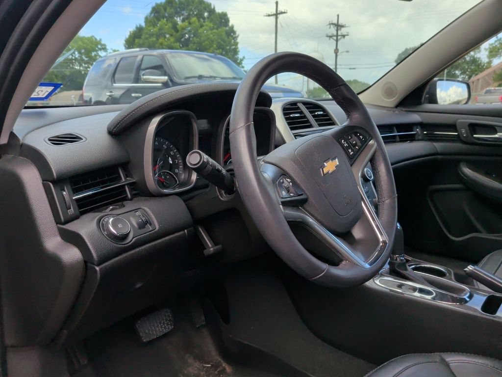 Used 2015 Chevrolet Malibu LTZ FWD image 8