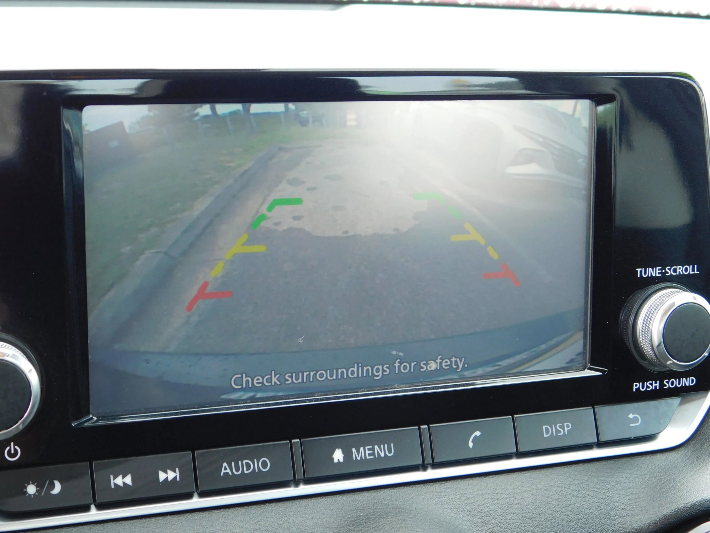 Used 2020 Nissan Sentra S FWD image 15