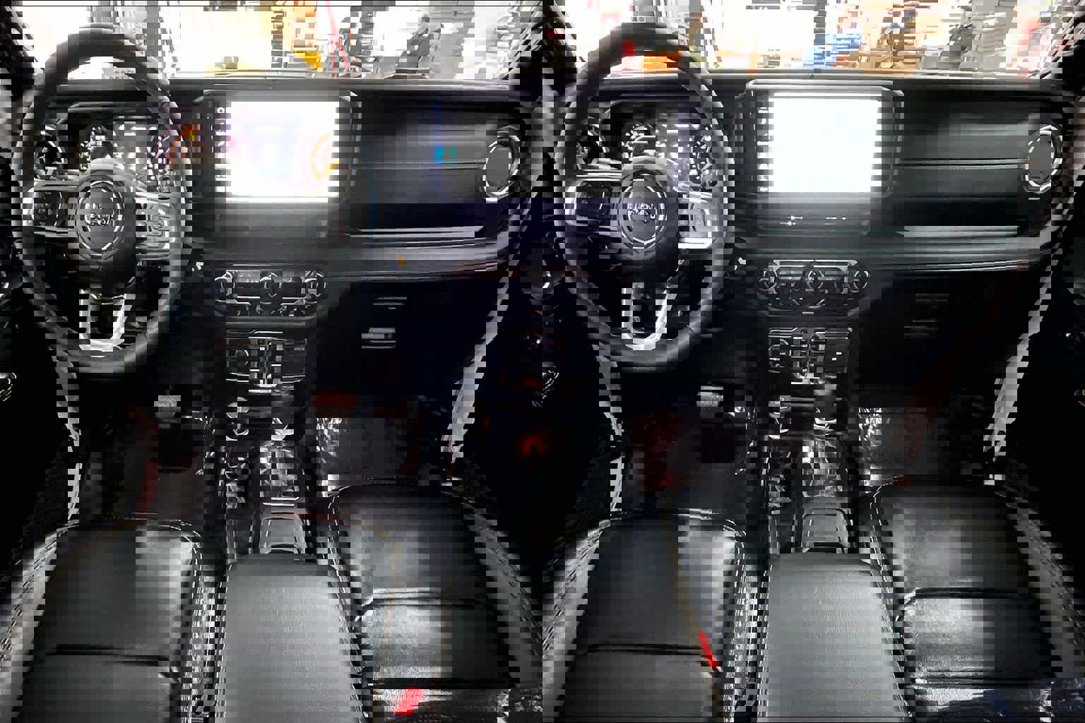 Used 2024 Jeep Wrangler Sahara w/ Safety Group image 16