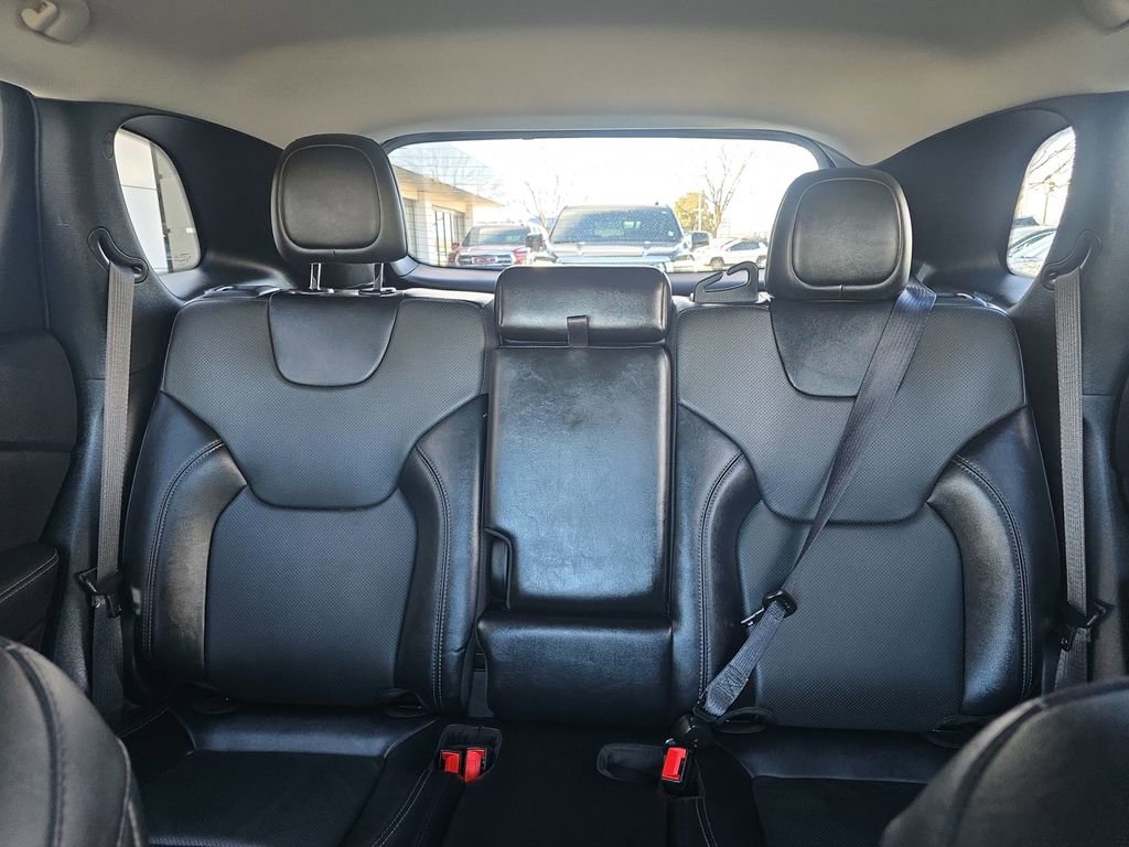 Used 2023 Jeep Cherokee Altitude Lux image 22