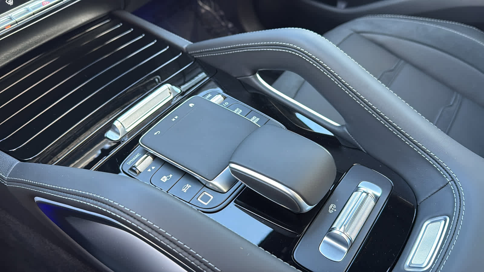 New 2025 Mercedes-Benz GLE 53 AMG AMG GLE 53 image 23