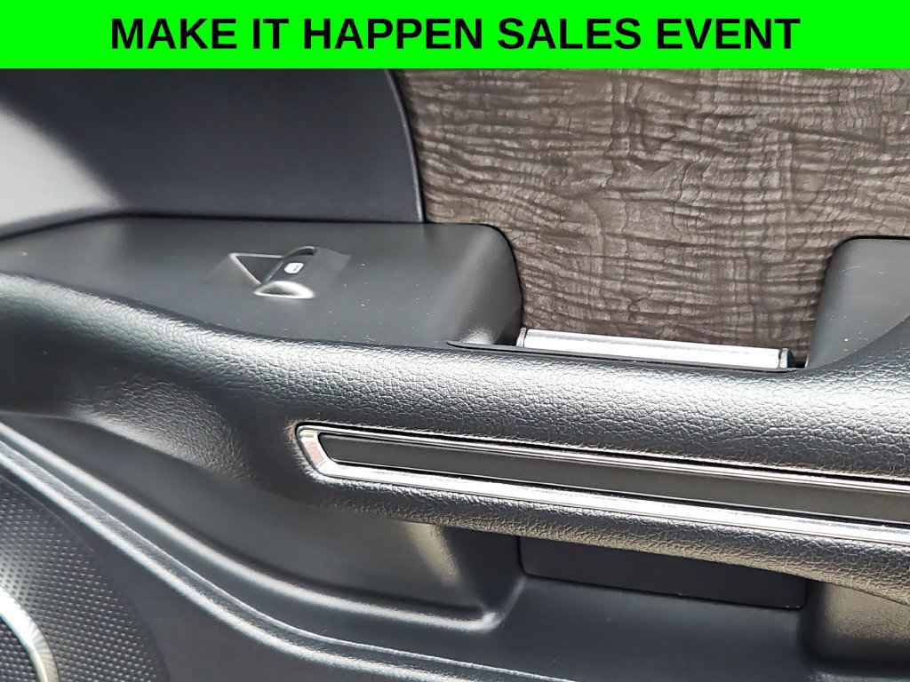 Used 2020 Ford Expedition Limited w/ Texas Edition Package AWD/4WD image 37