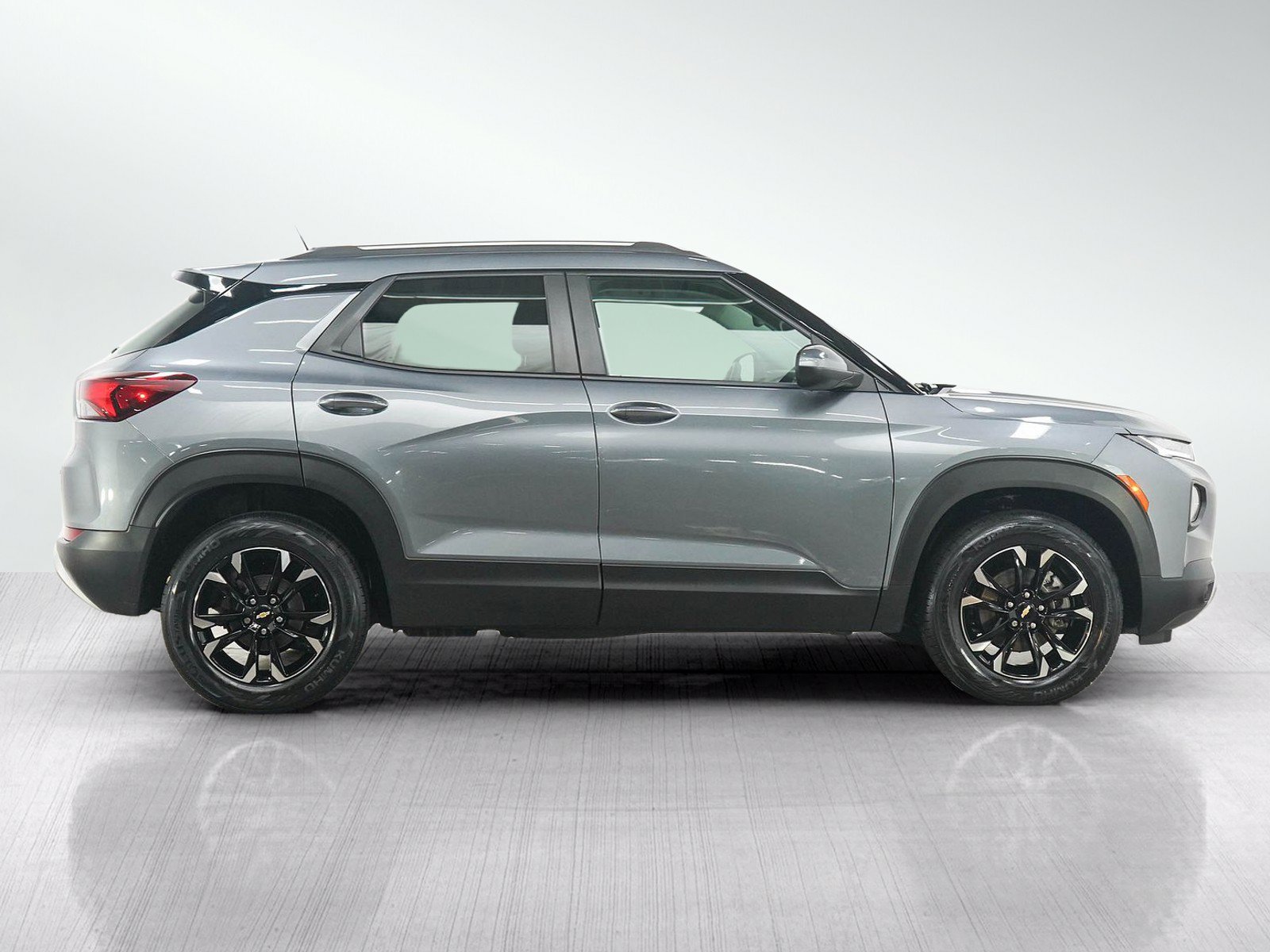 Used 2022 Chevrolet TrailBlazer LT AWD/4WD image 6