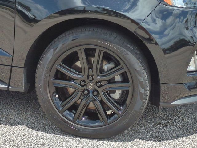 Certified 2023 Ford Edge ST-Line AWD/4WD image 11