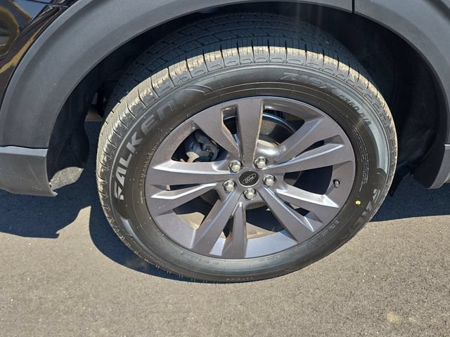 Certified 2025 Ford Explorer Active w/ Active Comfort Package AWD/4WD image 5
