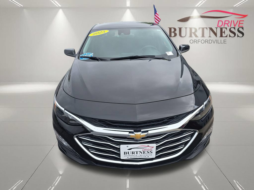Certified 2025 Chevrolet Malibu LT FWD image 3