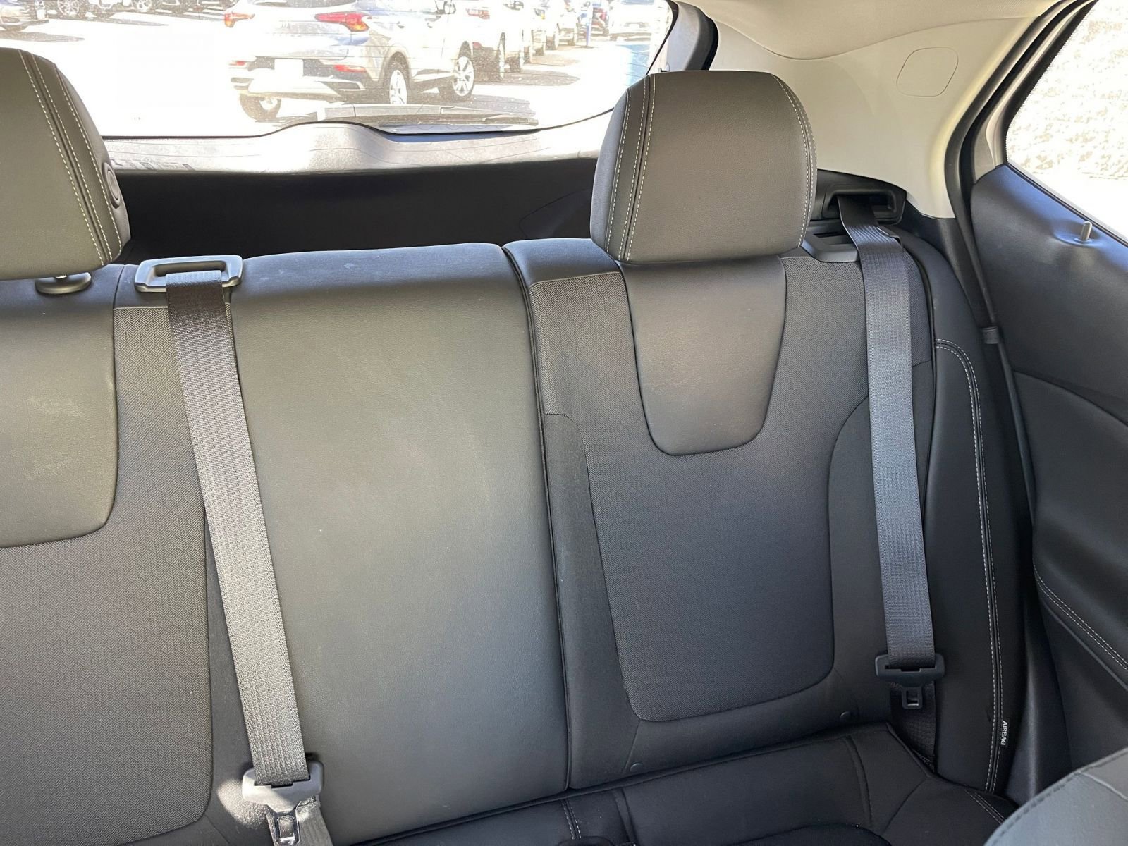 Used 2025 Buick Encore GX Preferred image 37