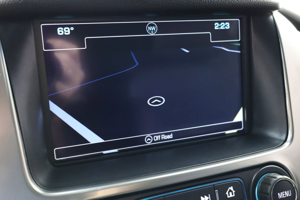 Used 2019 Chevrolet Suburban LT AWD/4WD image 8
