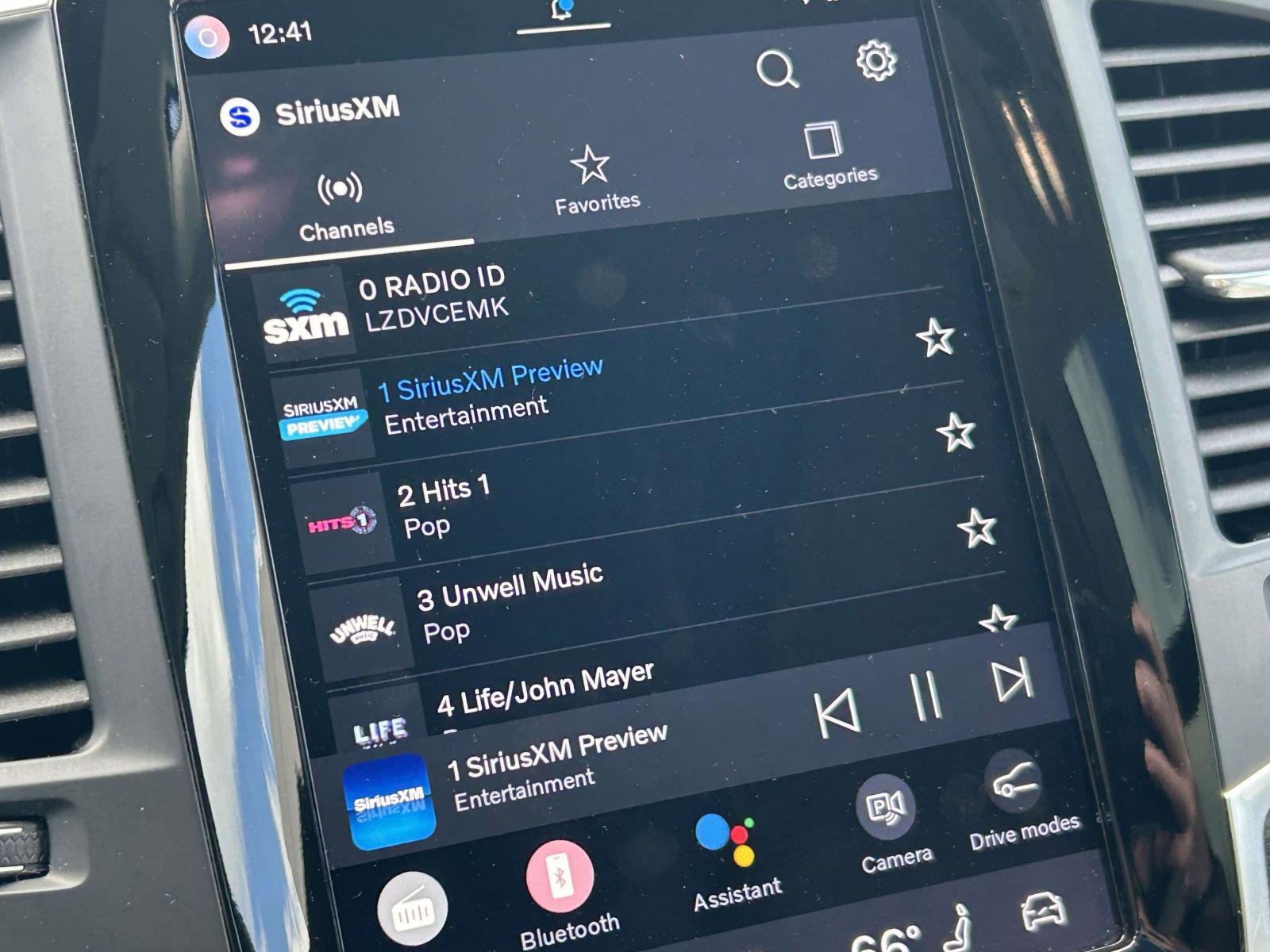 Certified 2024 Volvo XC90 B6 Core w/ Protection Package Premier image 26