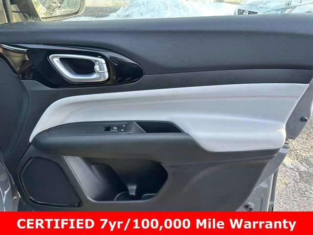 Certified 2023 Jeep Compass Limited image 8