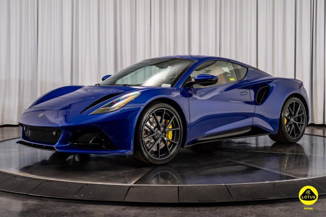 New 2025 Lotus Emira image 5
