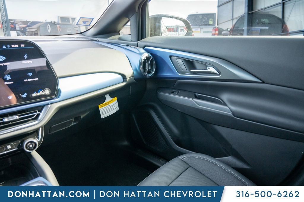 New 2026 Chevrolet Equinox EV LT image 14