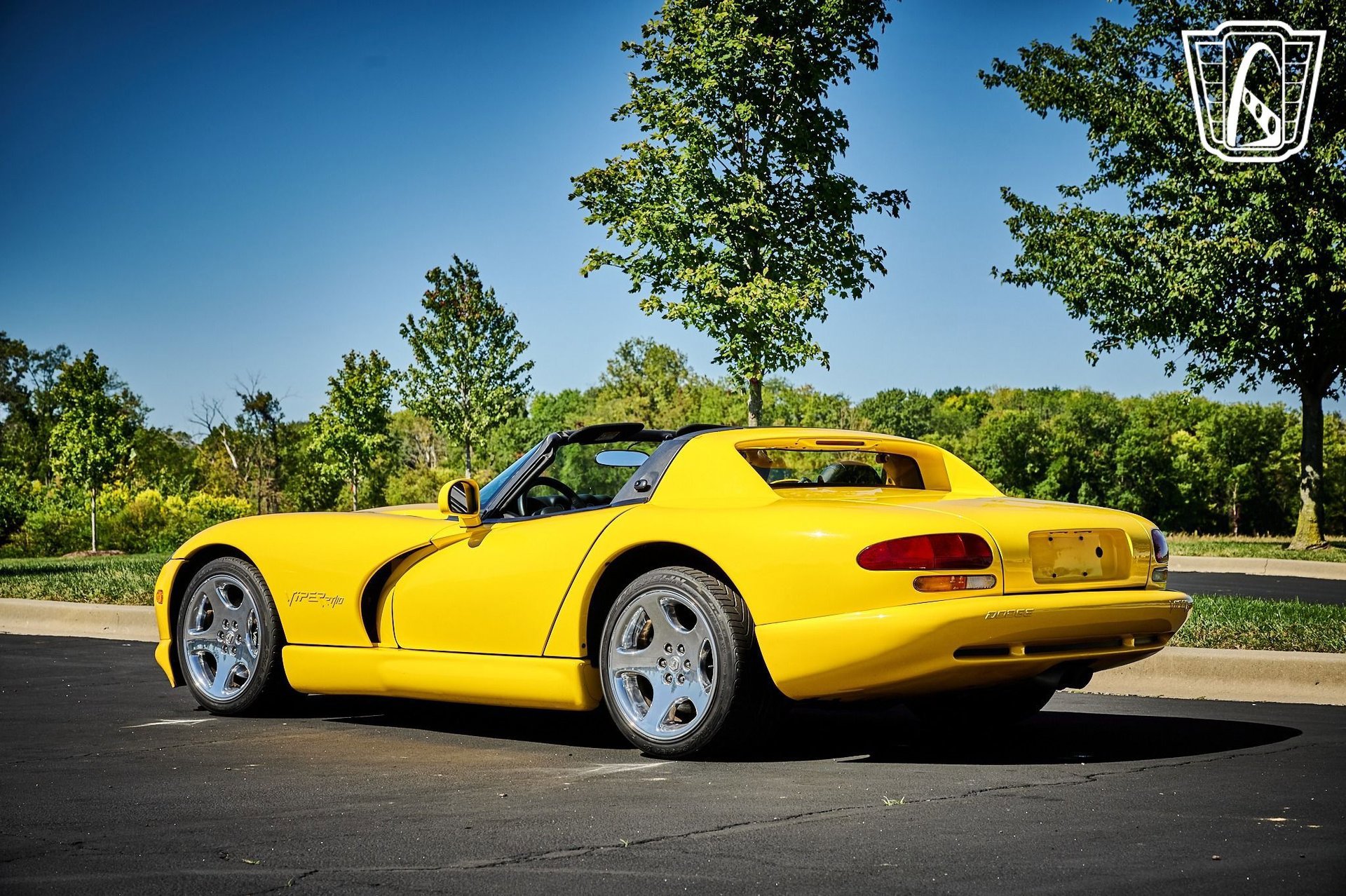 Used 2001 Dodge Viper RT/10 image 8