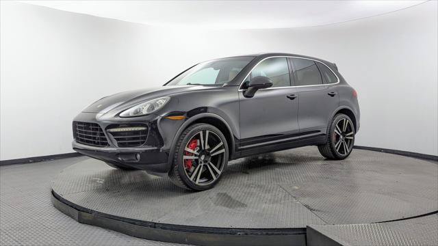 Used 2014 Porsche Cayenne Turbo AWD/4WD image 2