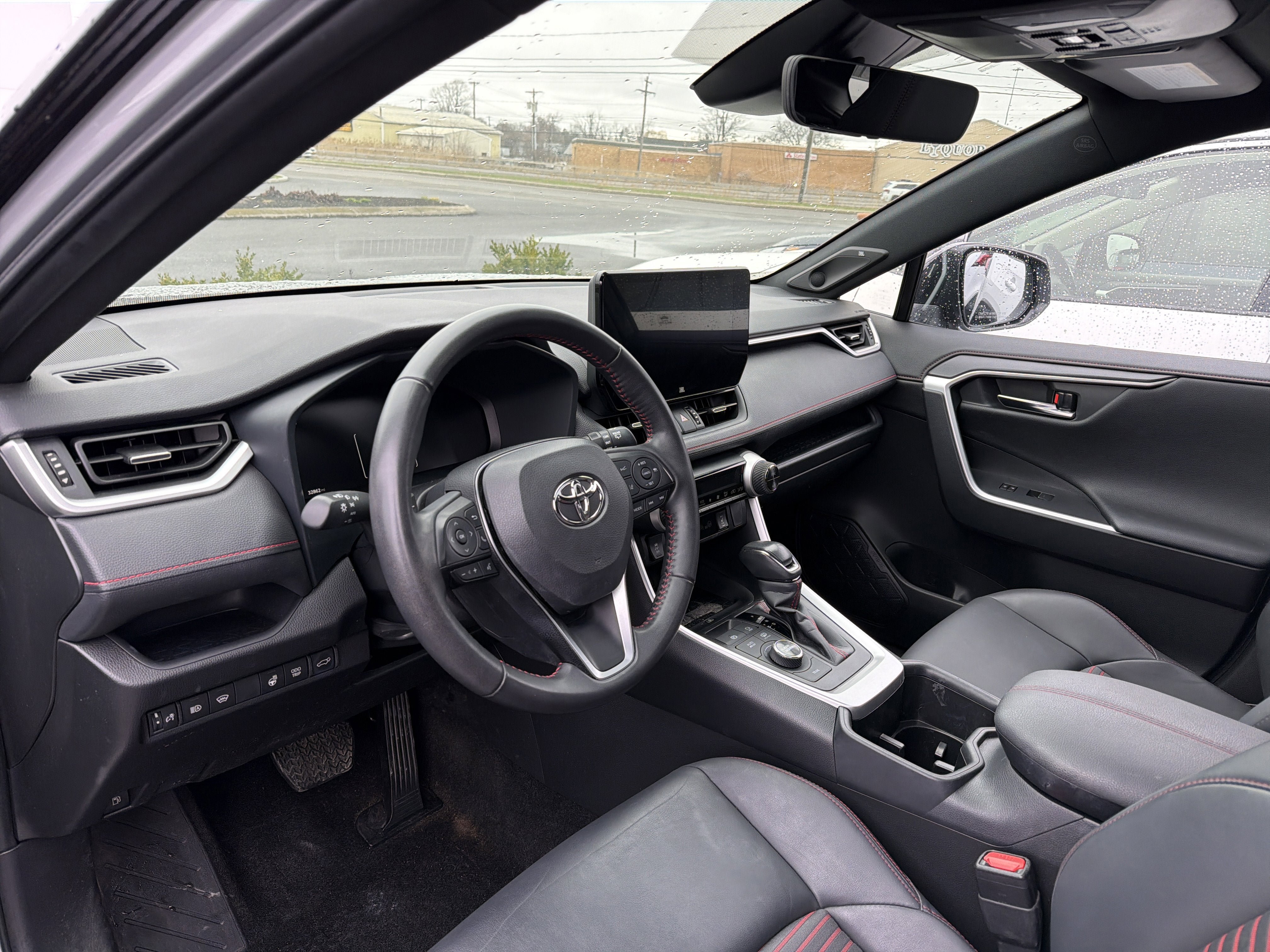 Used 2023 Toyota RAV4 XSE w/ Weather Package image 9