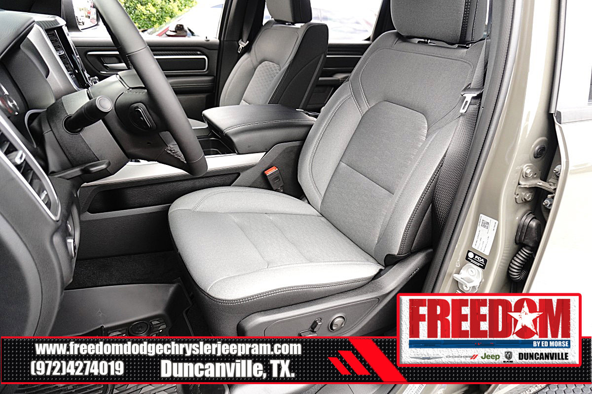 Used 2026 RAM 1500 Big Horn AWD/4WD image 13