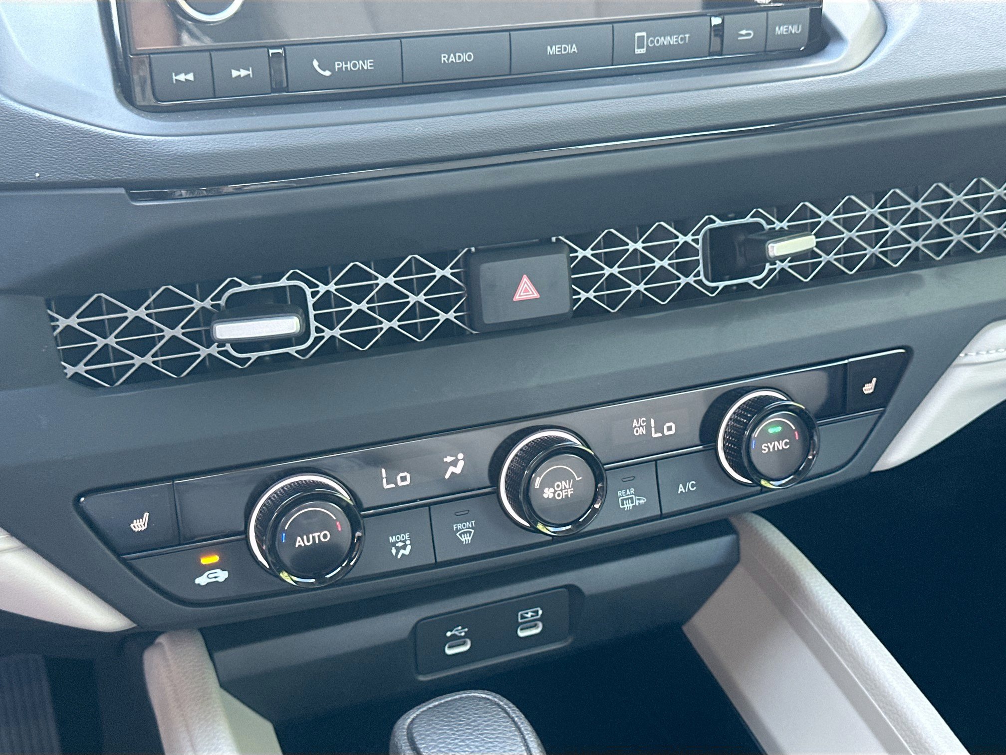 New 2025 Honda Accord SE image 12