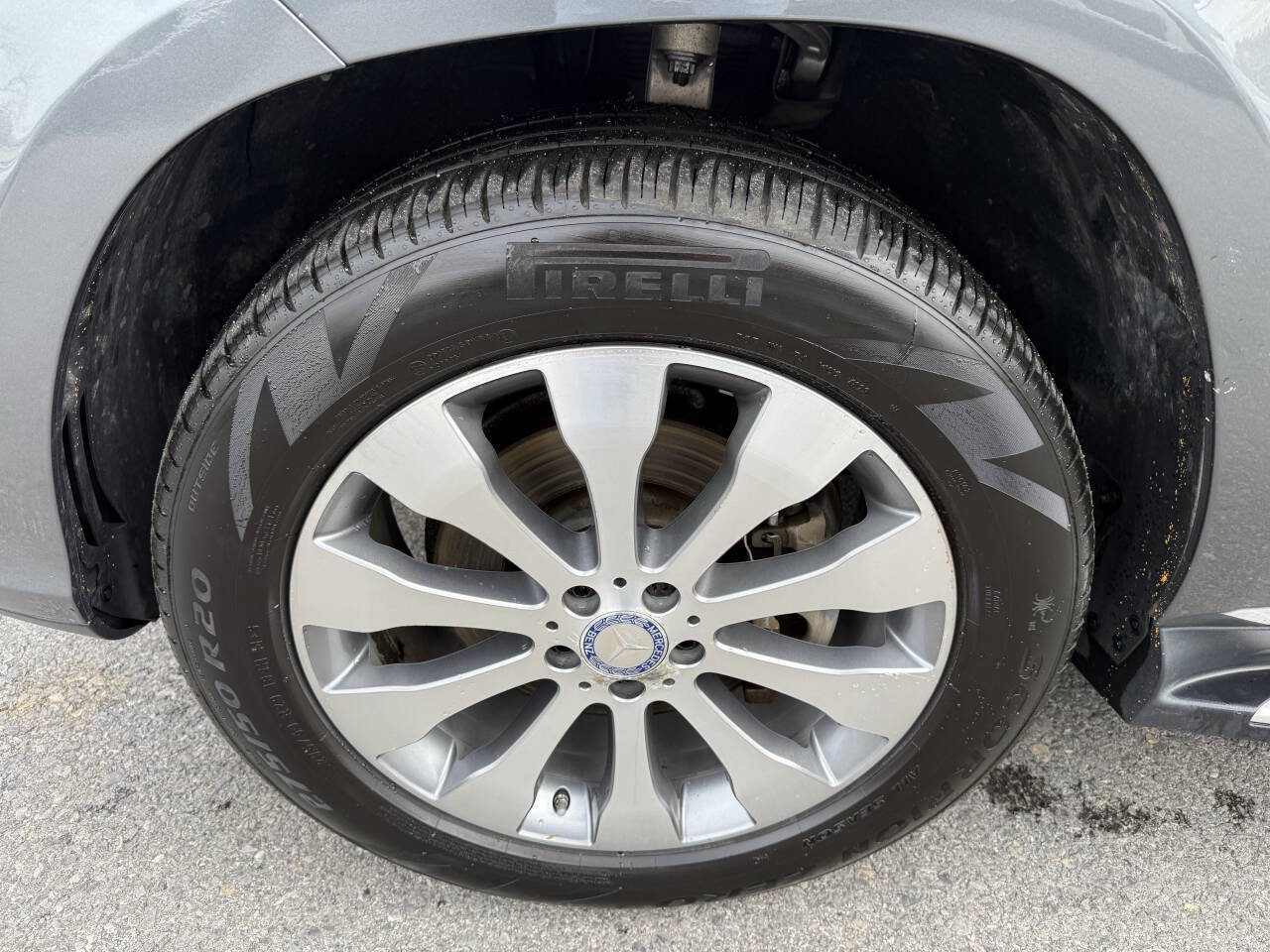 Used 2017 Mercedes-Benz GLS 450 4MATIC image 30