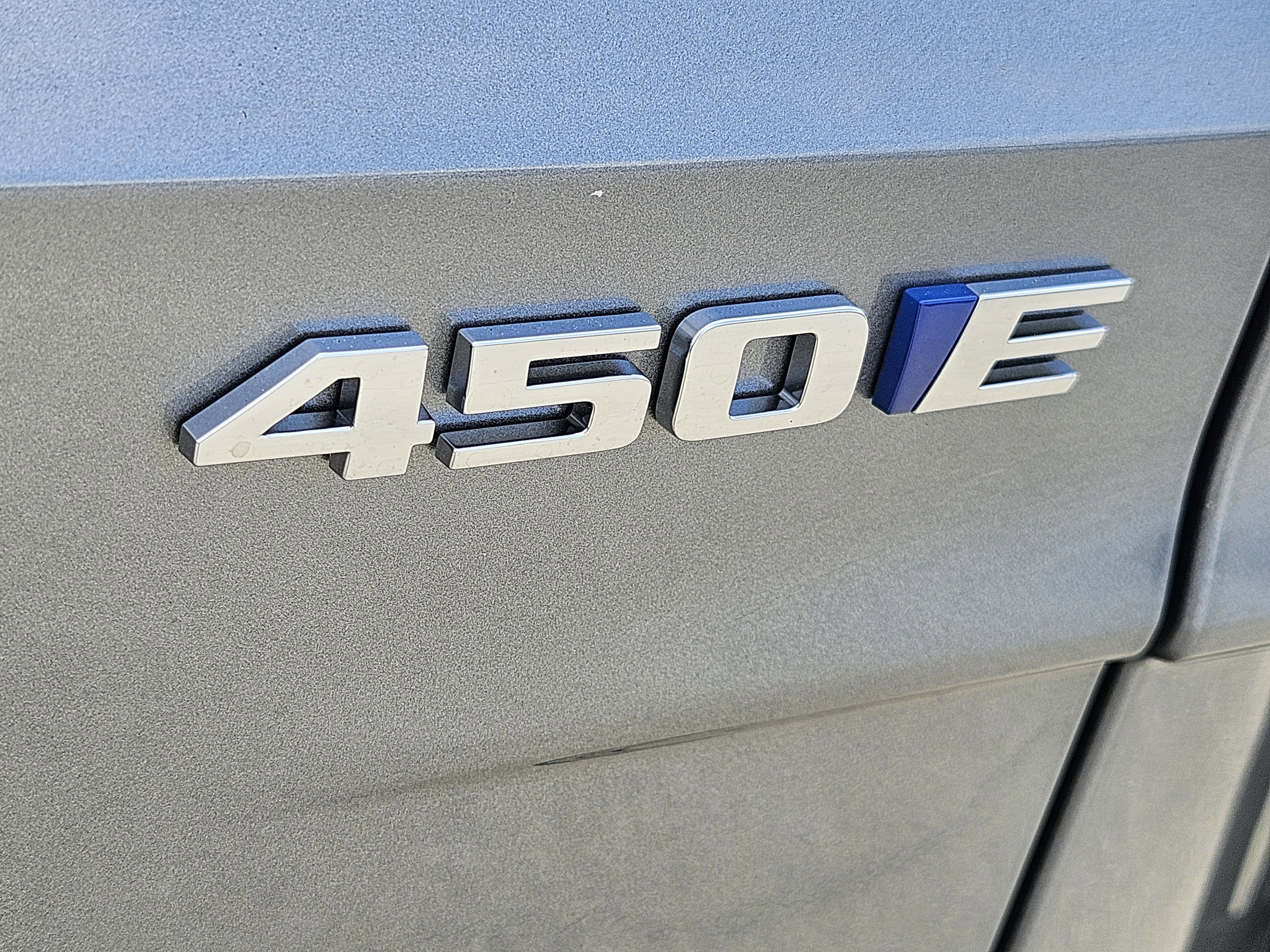 New 2025 Cadillac Lyriq Sport image 11