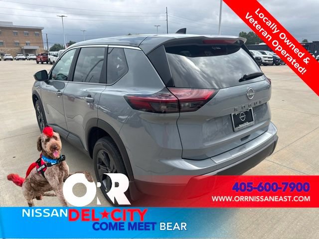 New 2026 Nissan Rogue SV FWD image 3