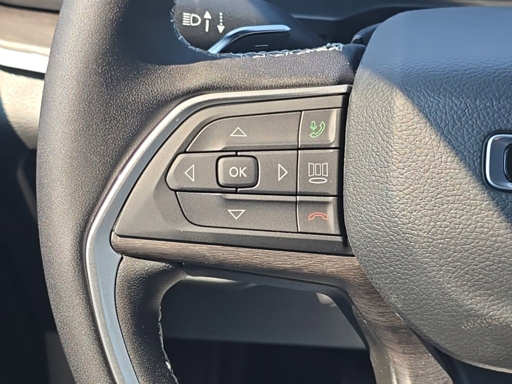 New 2025 Jeep Grand Cherokee L Limited w/ Luxury Tech Group II image 30